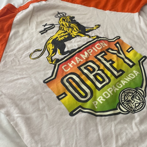 Obey tee - Picture 5 of 6